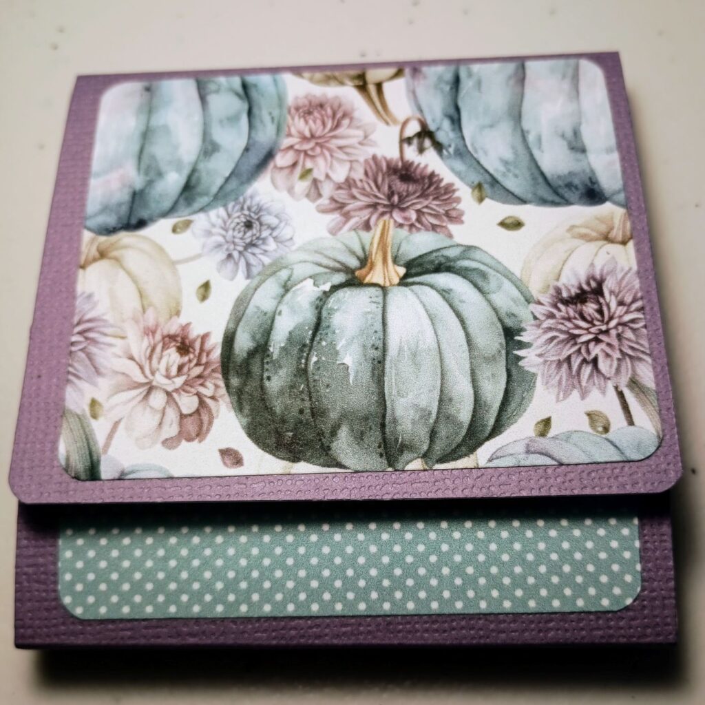 Blue purple and teal pumpkin and polka dot sticky notepad